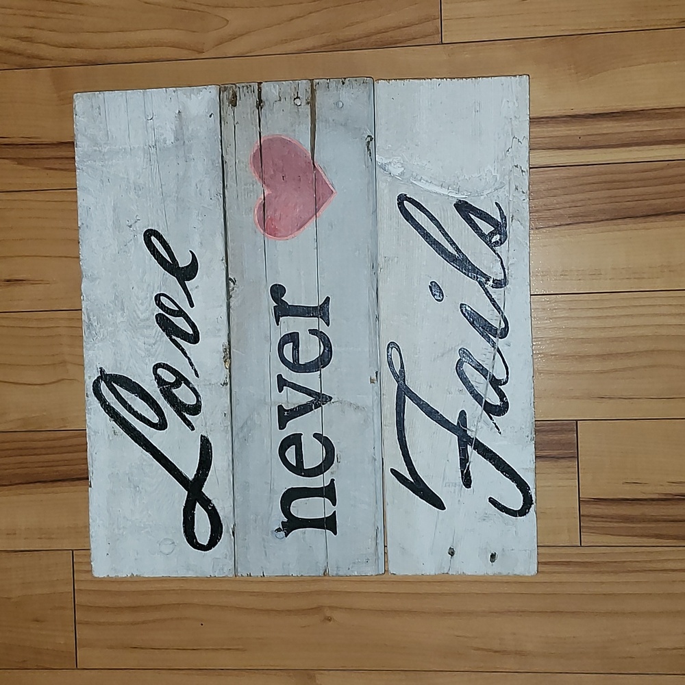 3/15❤️ Wooden planks Wall Art.